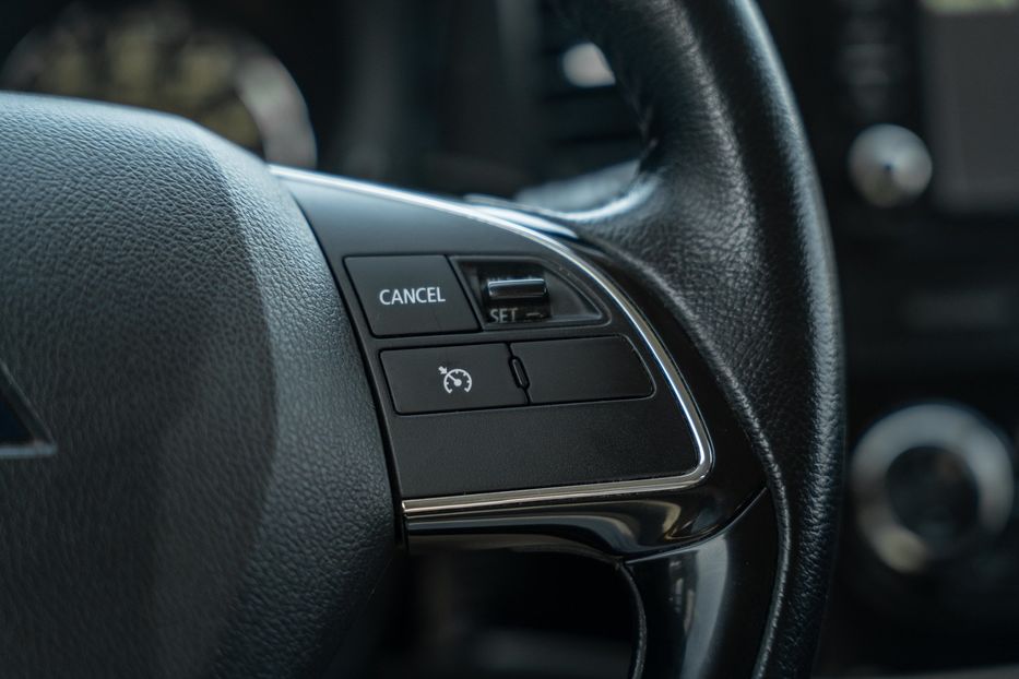 Продам Mitsubishi Outlander SE 2016 года в Черновцах