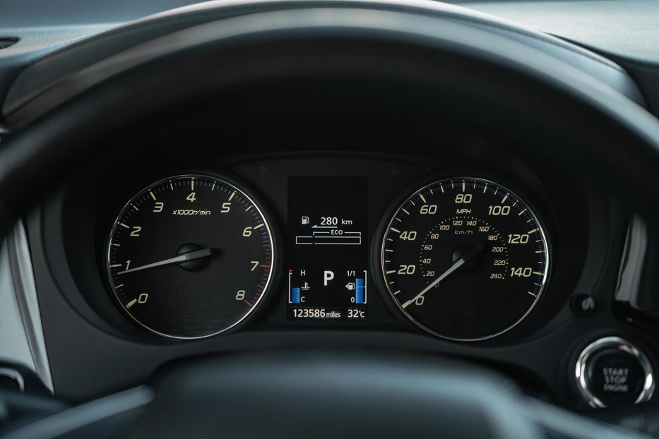 Продам Mitsubishi Outlander SE 2016 года в Черновцах