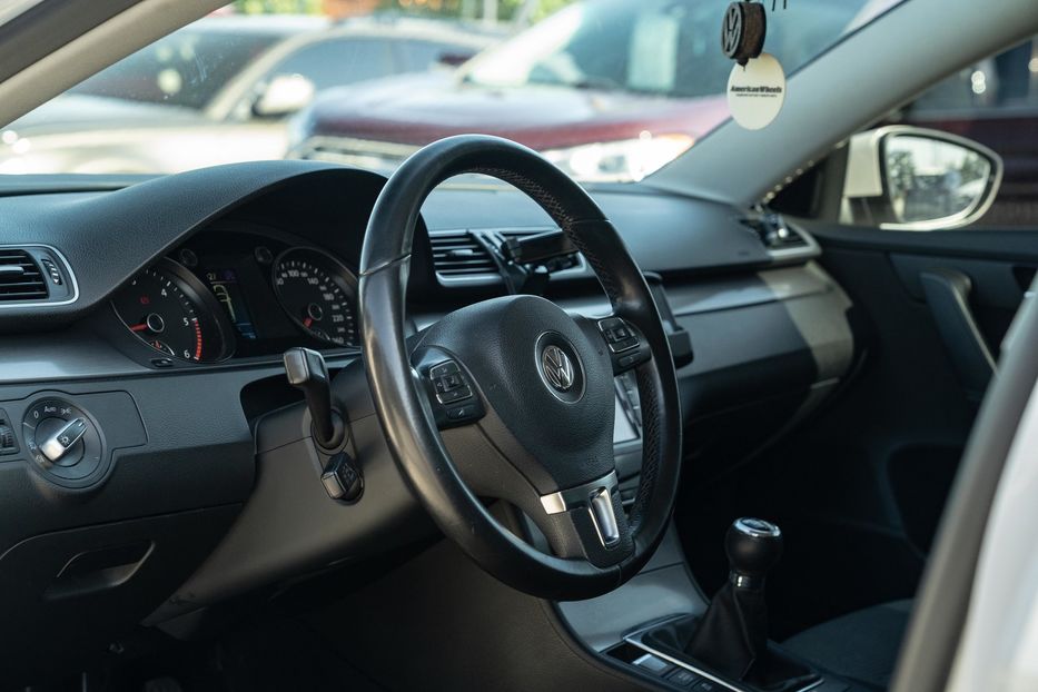 Продам Volkswagen Passat B7 2011 года в Черновцах