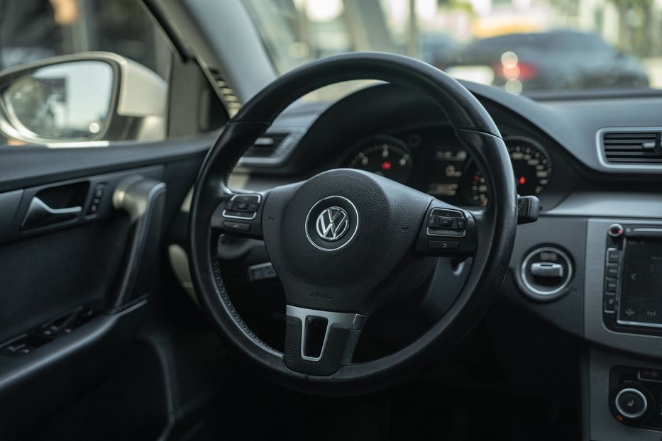 Продам Volkswagen Passat B7 2011 года в Черновцах