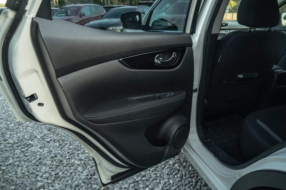 Продам Nissan Qashqai 2018 года в Черновцах