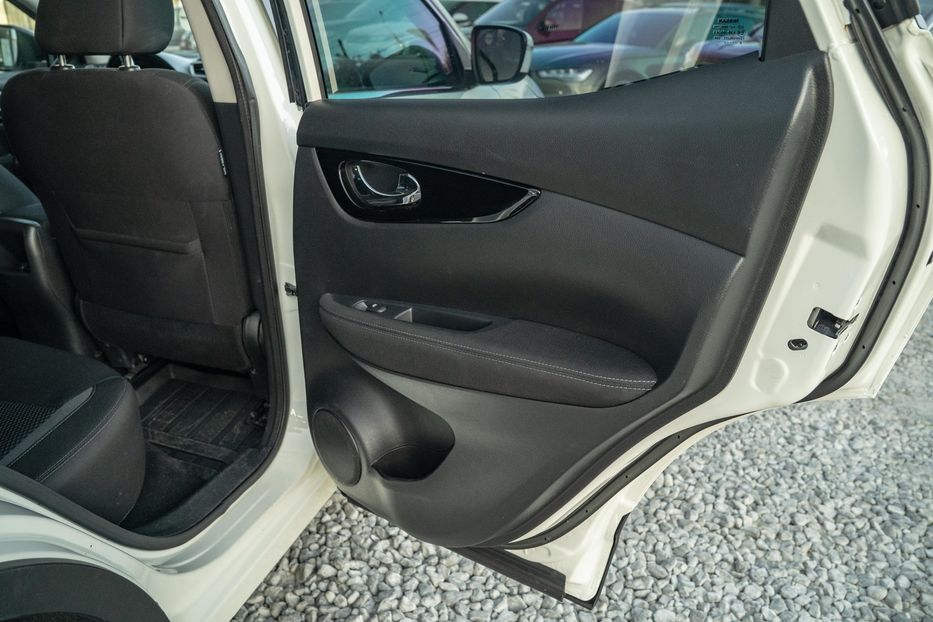 Продам Nissan Qashqai 2018 года в Черновцах