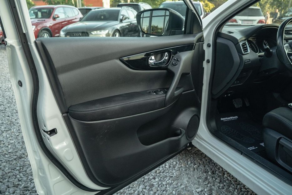 Продам Nissan Qashqai 2018 года в Черновцах