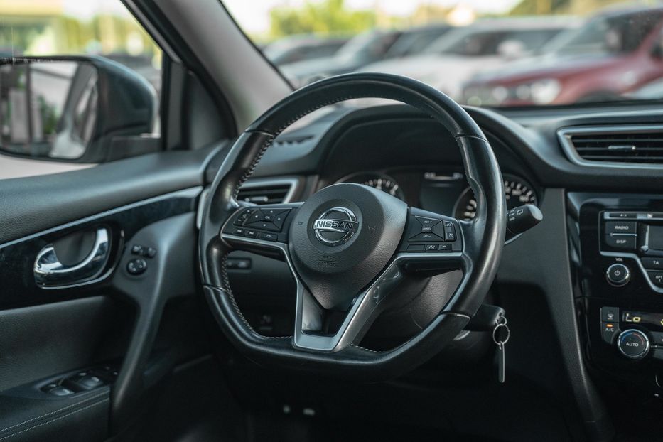 Продам Nissan Qashqai 2018 года в Черновцах