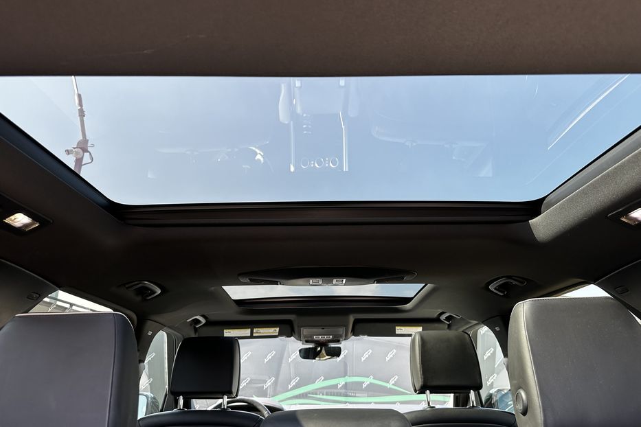 Продам Land Rover Discovery 5 HSE Luxury 2019 года в Киеве