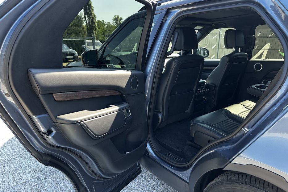 Продам Land Rover Discovery 5 HSE Luxury 2019 года в Киеве