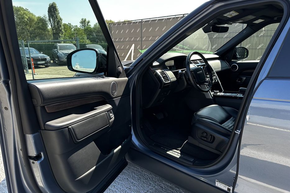 Продам Land Rover Discovery 5 HSE Luxury 2019 года в Киеве
