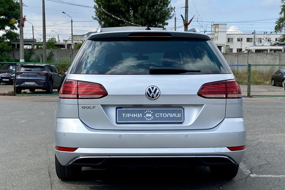 Продам Volkswagen Golf VII 2018 года в Киеве