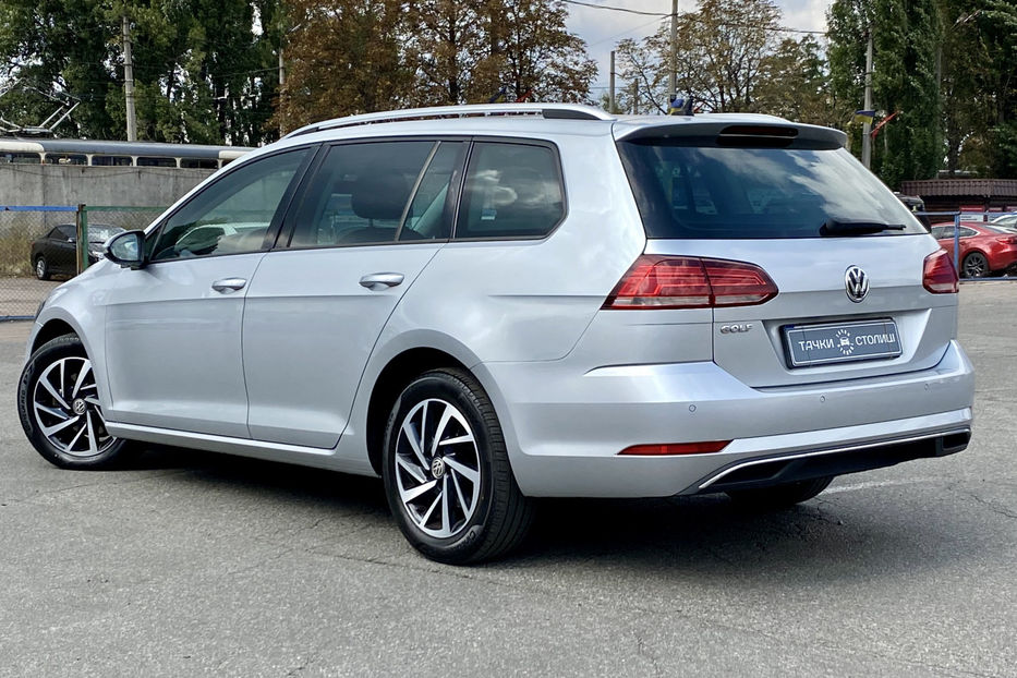 Продам Volkswagen Golf VII 2018 года в Киеве
