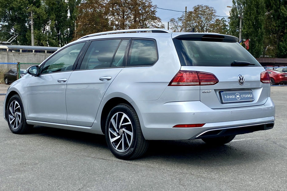 Продам Volkswagen Golf VII 2018 года в Киеве