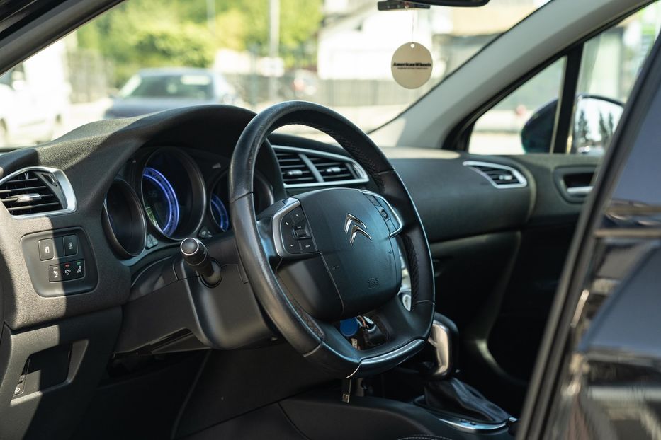 Продам Citroen C4 2016 года в Черновцах