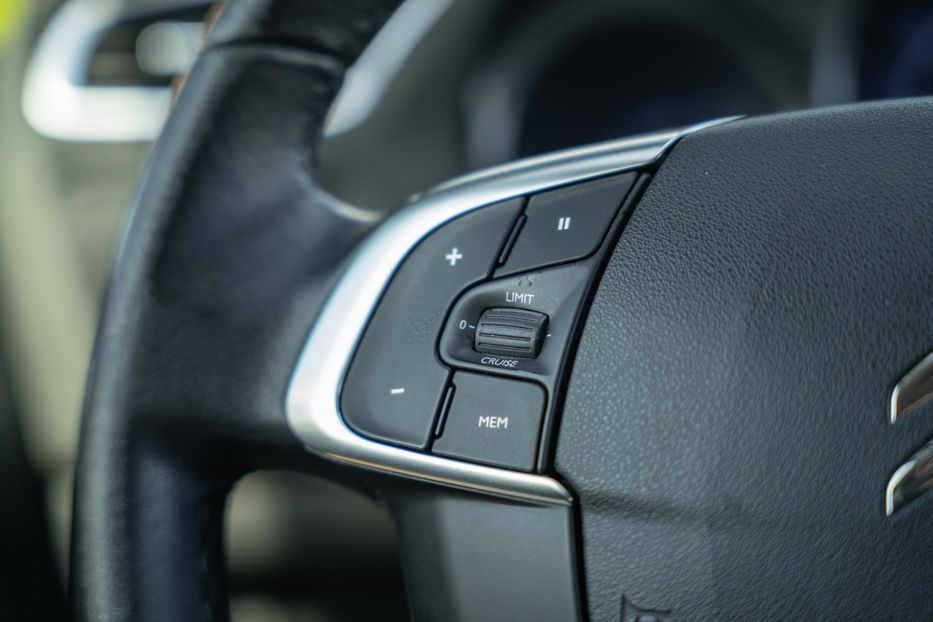 Продам Citroen C4 2016 года в Черновцах