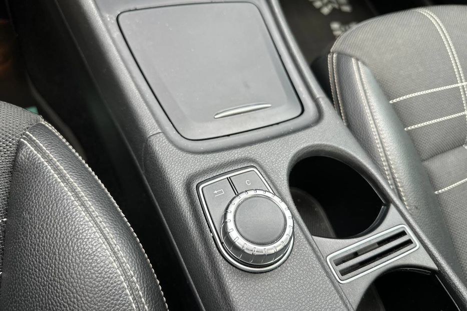 Продам Mercedes-Benz GLA-Class 2014 года в Черновцах