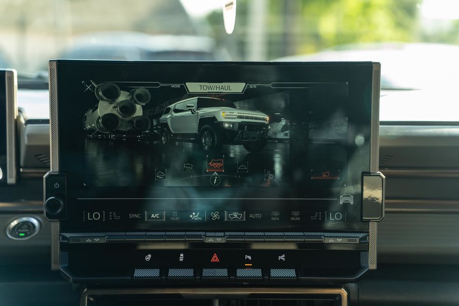 Продам Hummer Hummer EV 2024 года в Черновцах