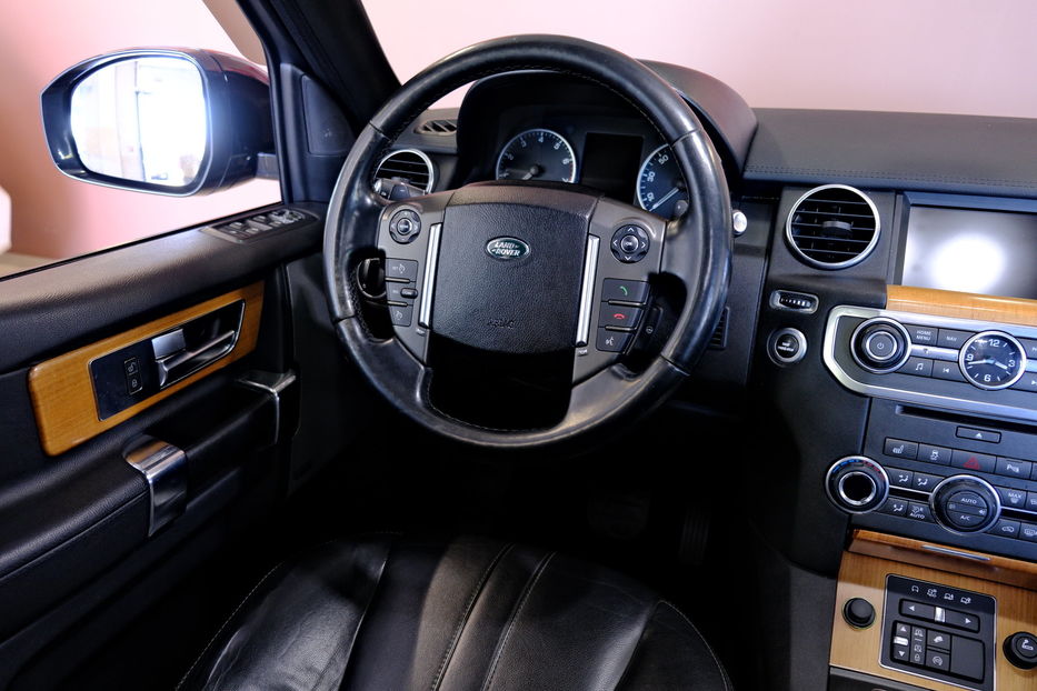 Продам Land Rover Discovery HSE 2014 года в Одессе