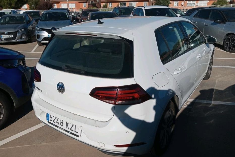 Продам Volkswagen e-Golf 36 KWH, vin  2019 года в Житомире