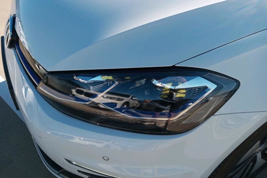 Продам Volkswagen e-Golf 36 KWH, vin  2019 года в Житомире