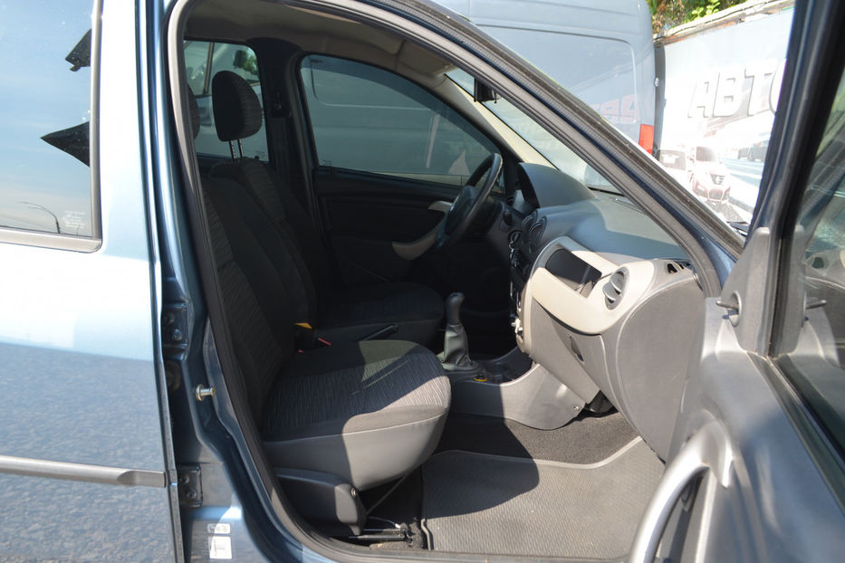 Продам Renault Logan 2010 года в Киеве