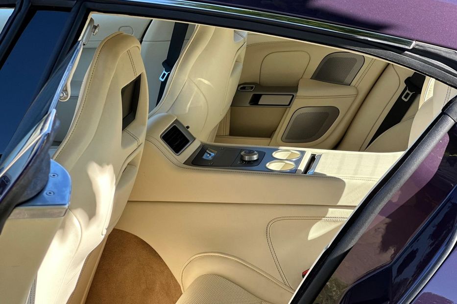 Продам Aston Martin Rapide 2014 года в Киеве