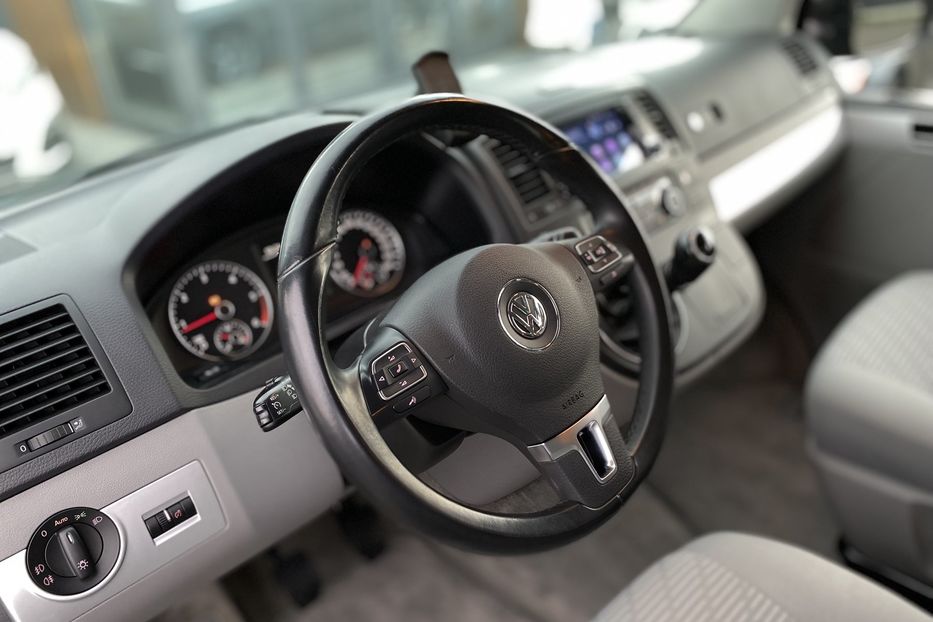Продам Volkswagen Multivan 7 місць 2014 года в Луцке
