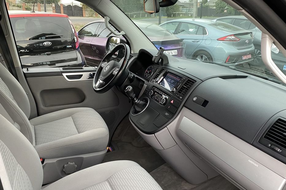 Продам Volkswagen Multivan 7 місць 2014 года в Луцке