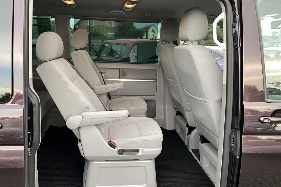 Продам Volkswagen Multivan 7 місць 2014 года в Луцке