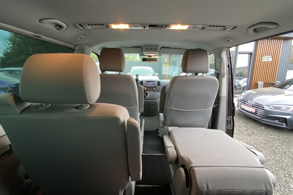 Продам Volkswagen Multivan 7 місць 2014 года в Луцке