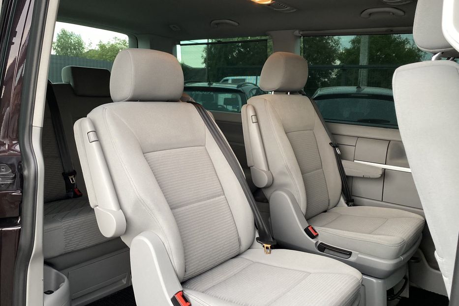 Продам Volkswagen Multivan 7 місць 2014 года в Луцке