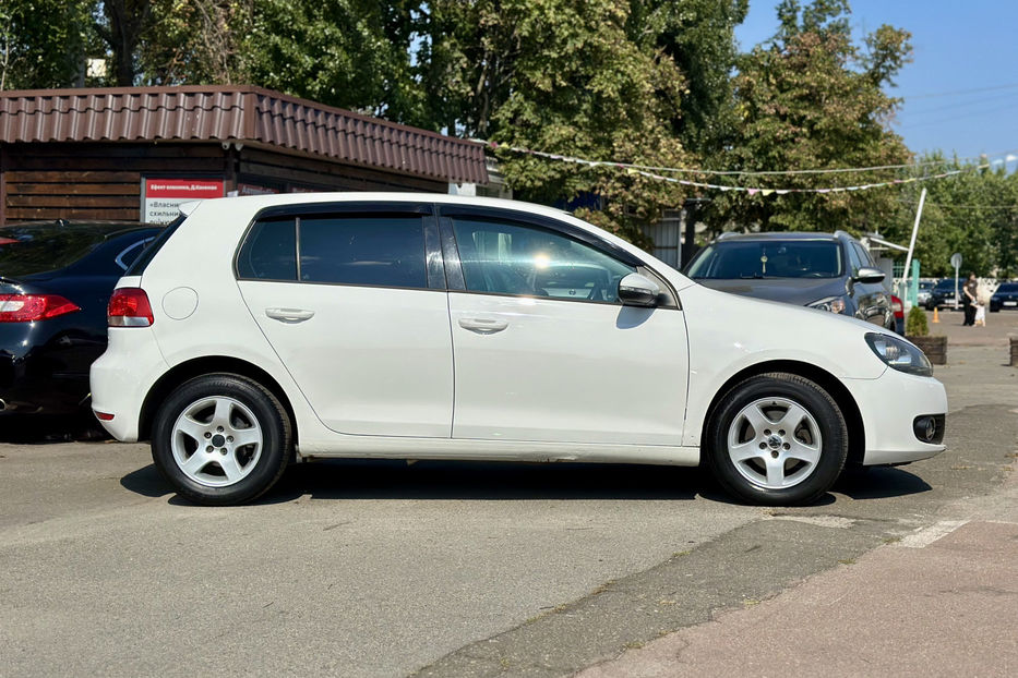 Продам Volkswagen Golf  VI 2010 года в Киеве