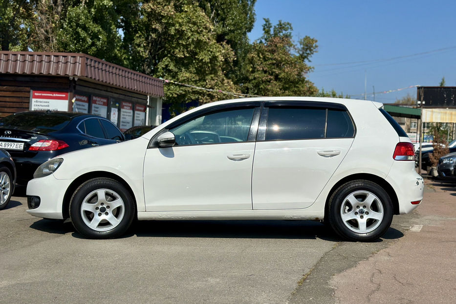 Продам Volkswagen Golf  VI 2010 года в Киеве