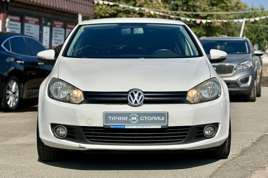 Продам Volkswagen Golf  VI 2010 года в Киеве