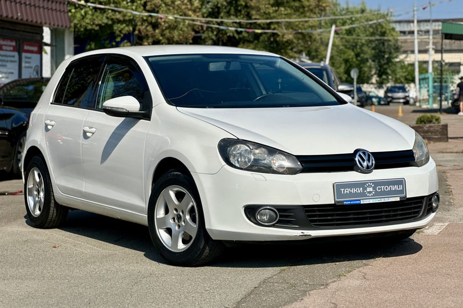 Продам Volkswagen Golf  VI 2010 года в Киеве
