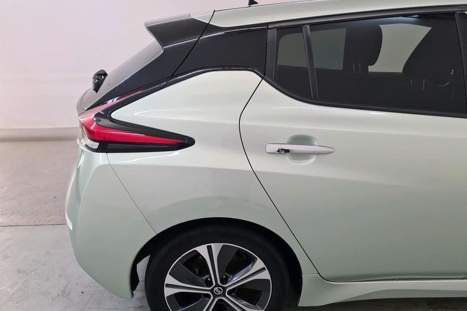 Продам Nissan Leaf EDITION 40kWh v8073 2018 года в Луцке
