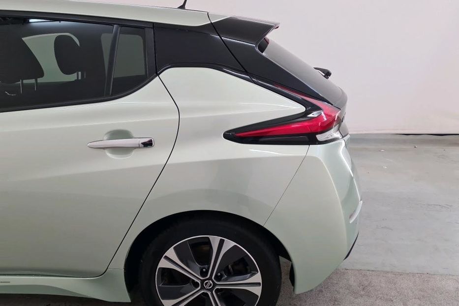 Продам Nissan Leaf EDITION 40kWh v8073 2018 года в Луцке