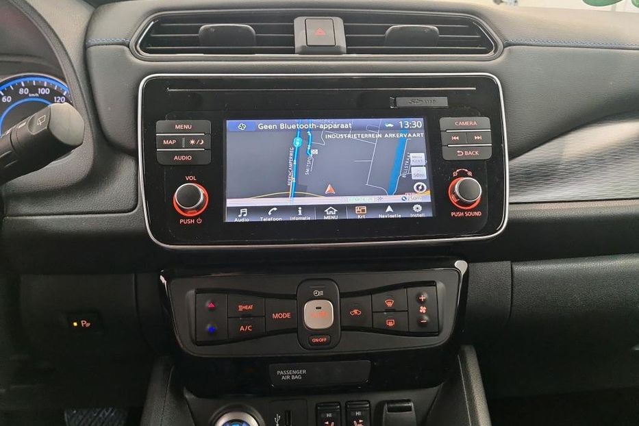 Продам Nissan Leaf EDITION 40kWh v8073 2018 года в Луцке