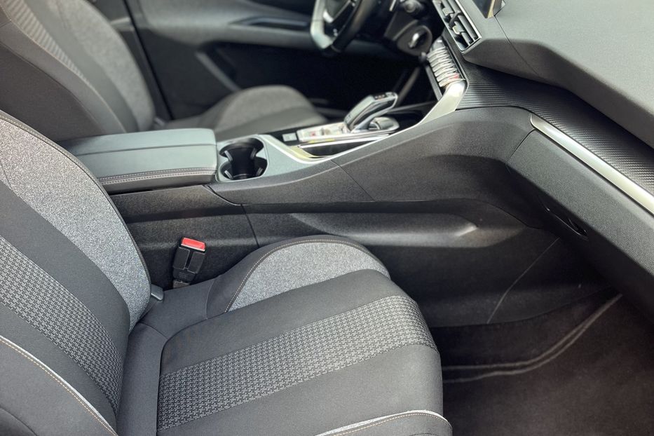 Продам Peugeot 5008 ACTIVE BUSINESS 2019 года в Житомире