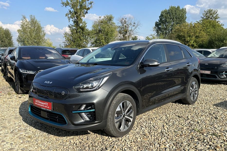 Продам Kia Niro 64 кВт Макс. комплектація Люк  2022 года в Львове