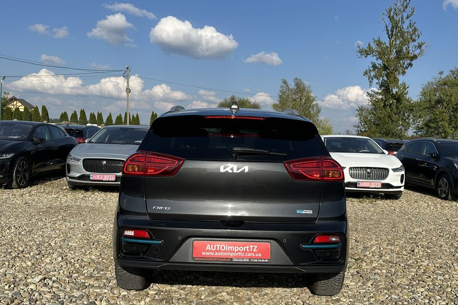 Продам Kia Niro 64 кВт Макс. комплектація Люк  2022 года в Львове