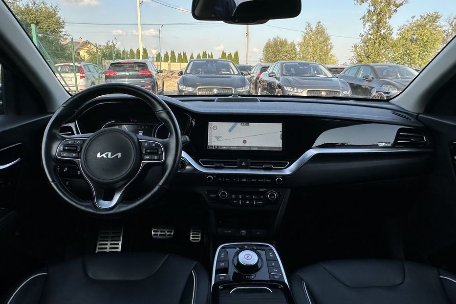 Продам Kia Niro 64 кВт Макс. комплектація Люк  2022 года в Львове