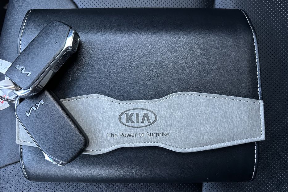Продам Kia Niro 64 кВт Макс. комплектація Люк  2022 года в Львове
