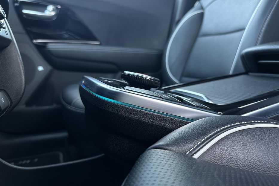 Продам Kia Niro 64 кВт Макс. комплектація Люк  2022 года в Львове