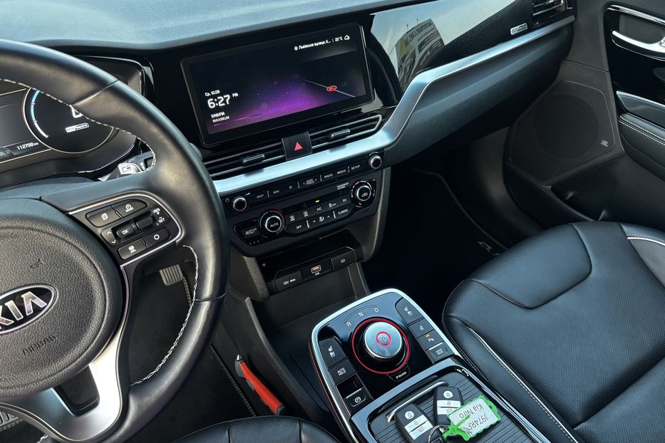 Продам Kia Niro 64 квт 2020 года в Львове