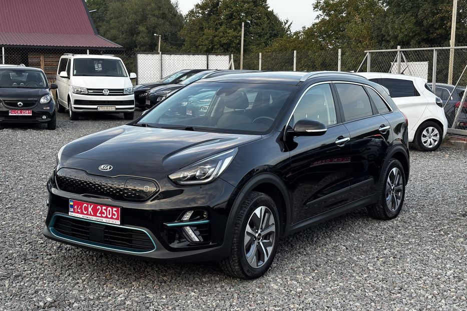 Продам Kia Niro 64квт  2021 года в Львове