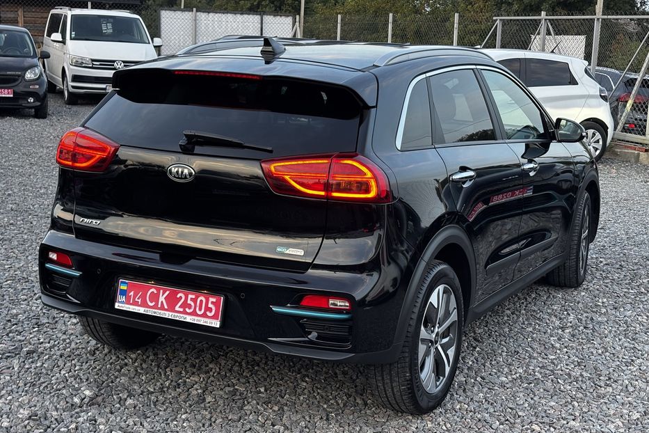 Продам Kia Niro 64квт  2021 года в Львове