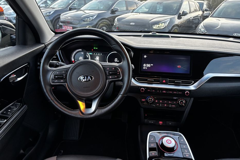 Продам Kia Niro 64квт  2021 года в Львове
