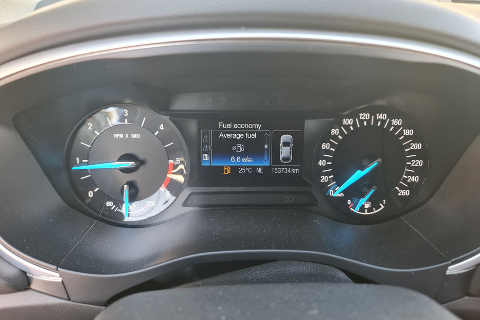 Продам Ford Mondeo 2016 года в Киеве