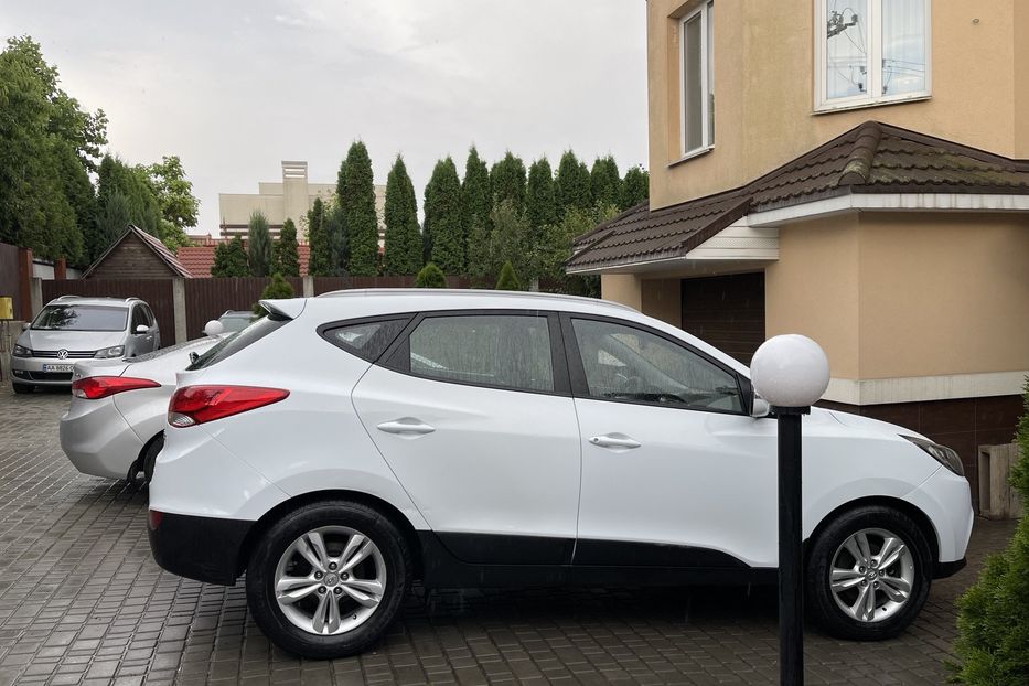 Продам Hyundai IX35 4х4 2011 года в Киеве
