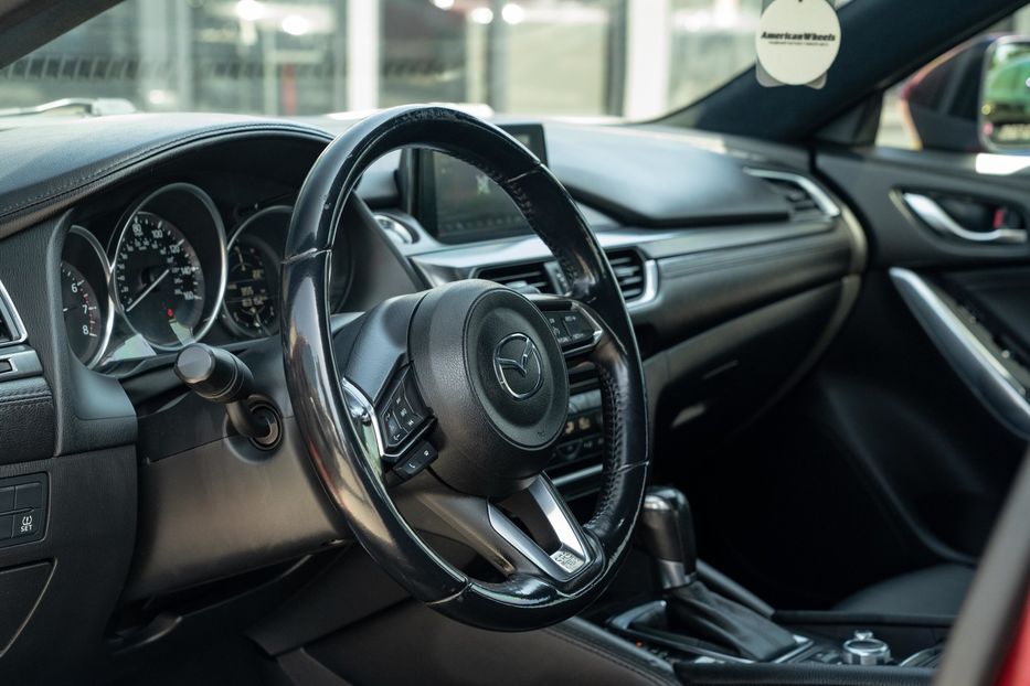 Продам Mazda 6 Touring 2017 года в Черновцах