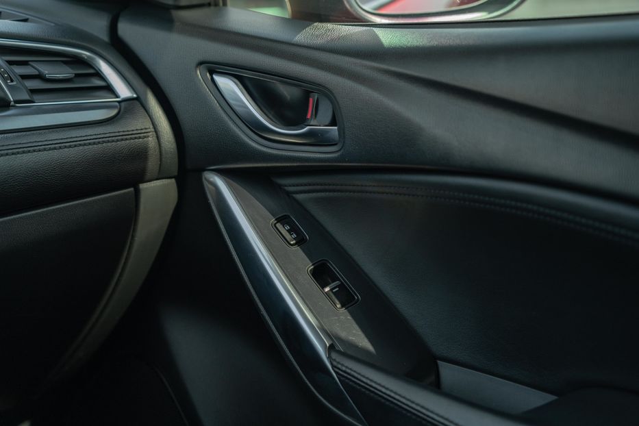 Продам Mazda 6 Touring 2017 года в Черновцах