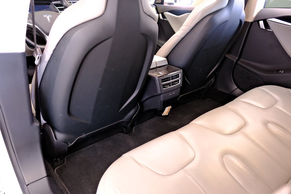 Продам Tesla Model S 2016 года в Одессе